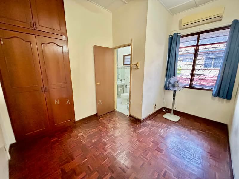 2-storey Terraced House for Rent in Ampang Jaya (Ampang) - Nadia Jaafar - Bathroom - PropertyGuru.com.my