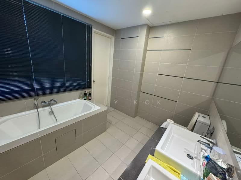 Semi-Detached House for Sale in Rawang (Selangor) - Poh Kwen Kok - Bathroom - PropertyGuru.com.my