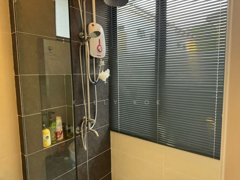 Semi-Detached House for Sale in Rawang (Selangor) - Poh Kwen Kok - Bathroom - PropertyGuru.com.my