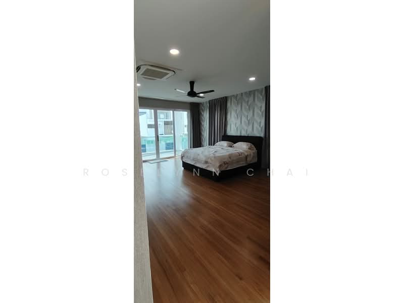 Rumah Banglo untuk Disewa di Senibong Cove (Masai) - Roselynn Chai - Bedroom - PropertyGuru.com.my