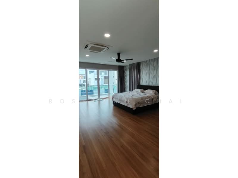 Rumah Banglo untuk Disewa di Senibong Cove (Masai) - Roselynn Chai - Bedroom - PropertyGuru.com.my