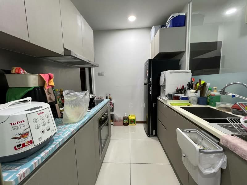 Servis Apartment untuk Dijual di Crescent Bay Suites (Teluk Bayu) - Jong Chen - Kitchen - PropertyGuru.com.my