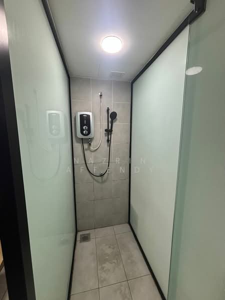 Servis Apartment untuk Disewa di Kampung Melayu Subang - Nazrin Affendy - Bathroom - PropertyGuru.com.my