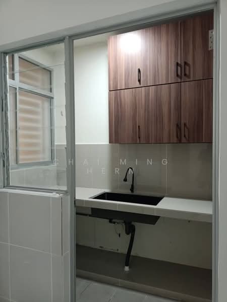 Condominium for Rent at Residensi Sateria - Chai Ming Hern - Kitchen - PropertyGuru.com.my