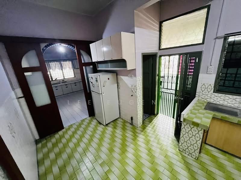 Rumah Banglo untuk Dijual di Taman Canning (Ipoh) - Lee Eugene - Kitchen - PropertyGuru.com.my