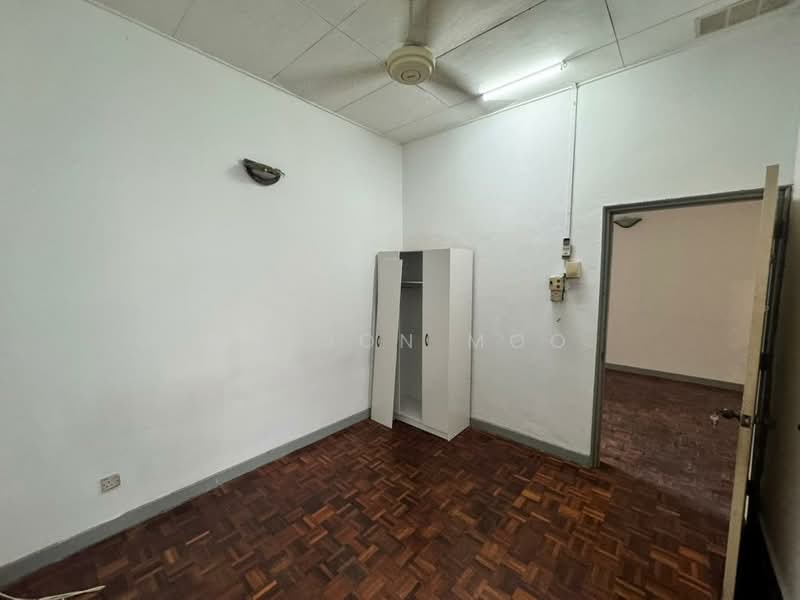 Rumah Teres 2 Tingkat untuk Dijual di Setiawangsa (Kuala Lumpur) - Welson Moo - Bedroom - PropertyGuru.com.my
