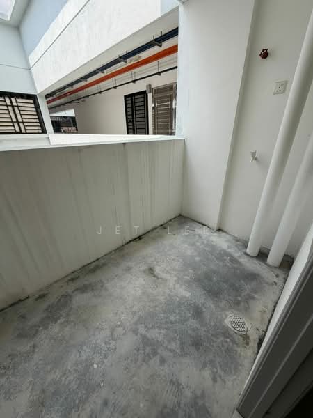Townhouse for Sale in Masai (Johor) - Jet Lee - Balcony - PropertyGuru.com.my