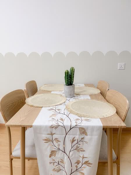 Service Residence for Rent at Maya Bay Residences @ Gamuda Cove - Izza Is - Dining Room - PropertyGuru.com.my