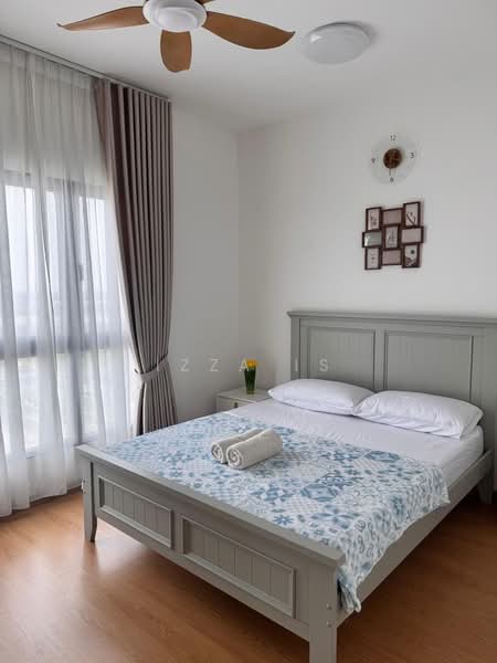 Service Residence for Rent at Maya Bay Residences @ Gamuda Cove - Izza Is - Bedroom - PropertyGuru.com.my