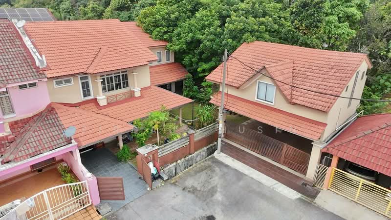 2-storey Terraced House for Sale in Bandar Mahkota Cheras (Cheras) - Firdaus Husin - Exterior - PropertyGuru.com.my