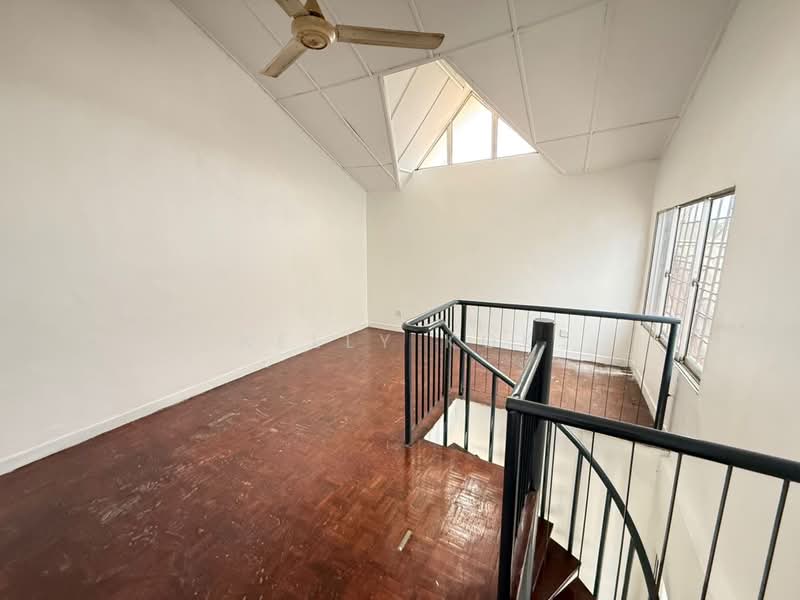 Terraced House for Sale in Bandar Country Homes (Rawang) - Poh Kwen Kok - Interior - PropertyGuru.com.my