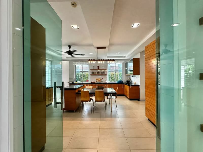 Bungalow for Sale in Putra Heights (Subang Jaya) - Carmen Lee - Kitchen - PropertyGuru.com.my