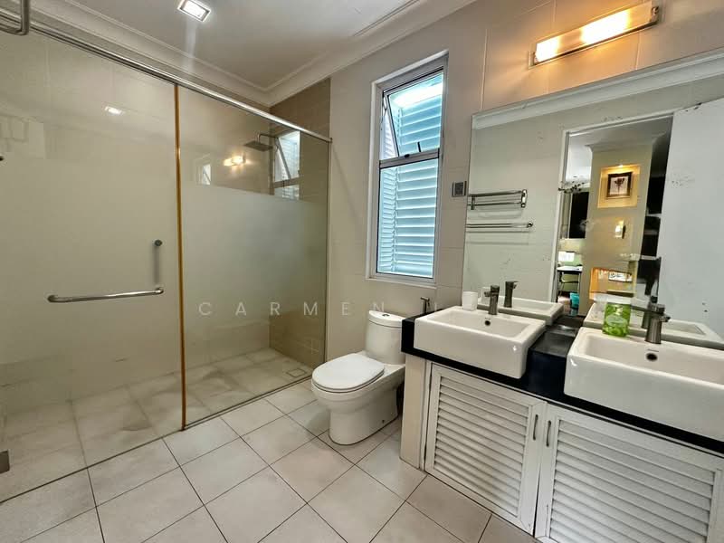 Bungalow for Sale in Putra Heights (Subang Jaya) - Carmen Lee - Bathroom - PropertyGuru.com.my
