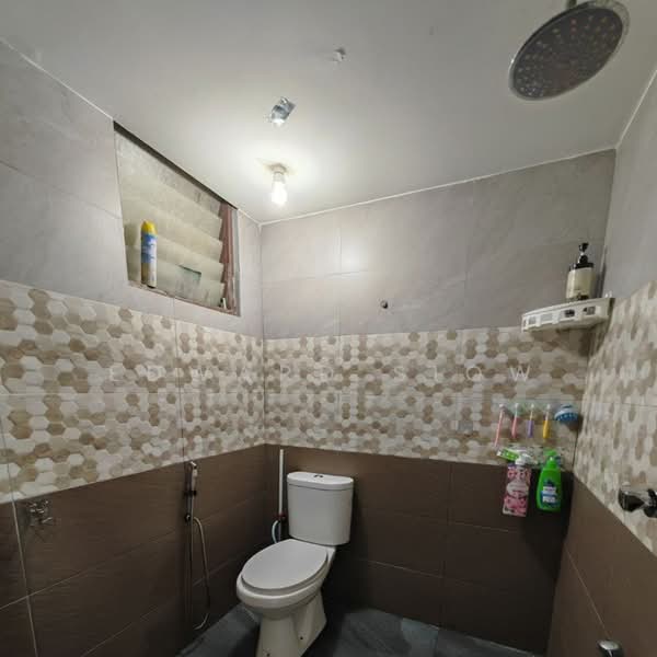 1-storey Terraced House for Sale in Ulu Tiram (Johor) - Edward Siow - Bathroom - PropertyGuru.com.my