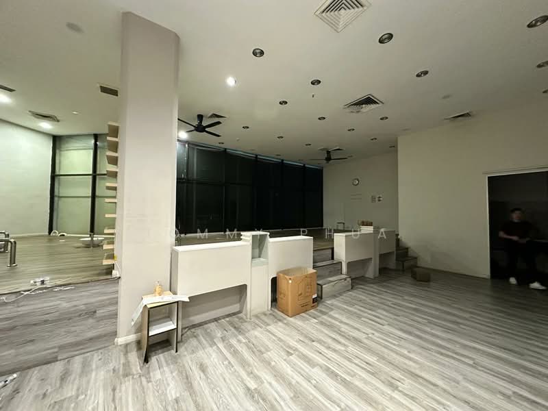Retail Space for Rent in Taman Abad (Johor Bahru) - Tommy Phua - Interior - PropertyGuru.com.my