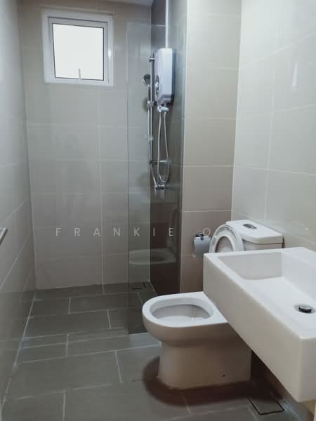 Servis Apartment untuk Dijual di Sentul Village - Frankie Ong - Bathroom - PropertyGuru.com.my