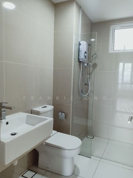 Servis Apartment untuk Dijual di Sentul Village - Frankie Ong - Bathroom - PropertyGuru.com.my