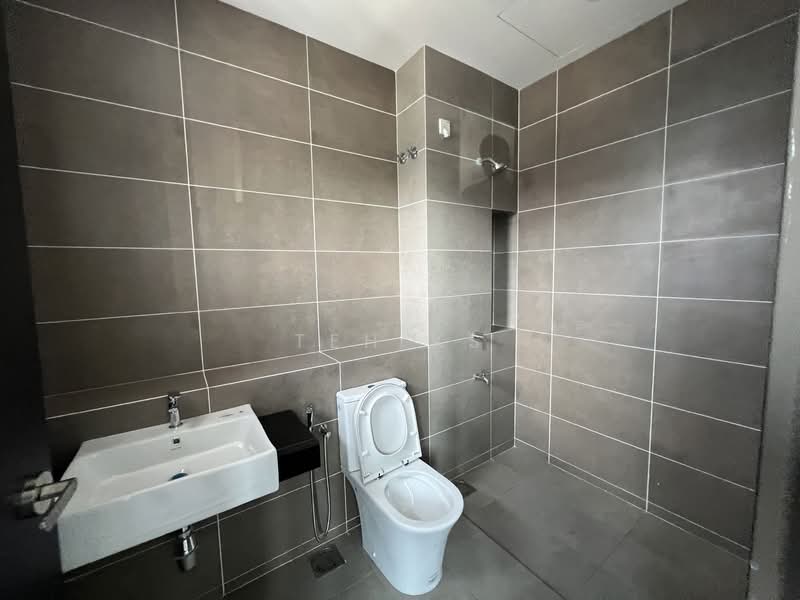 2-storey Terraced House for Rent in Bandar Bukit Raja (Klang) - Teh KS - Bathroom - PropertyGuru.com.my
