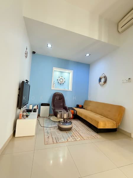 Semi-Detached House for Sale in Sungai Buloh (Selangor) - Kok Wah Yee - Living Room - PropertyGuru.com.my