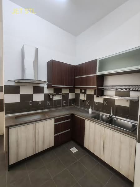2-storey Terraced House for Sale in Setia Indah 9 (Setia Alam) - Daniel Kok - Kitchen - PropertyGuru.com.my