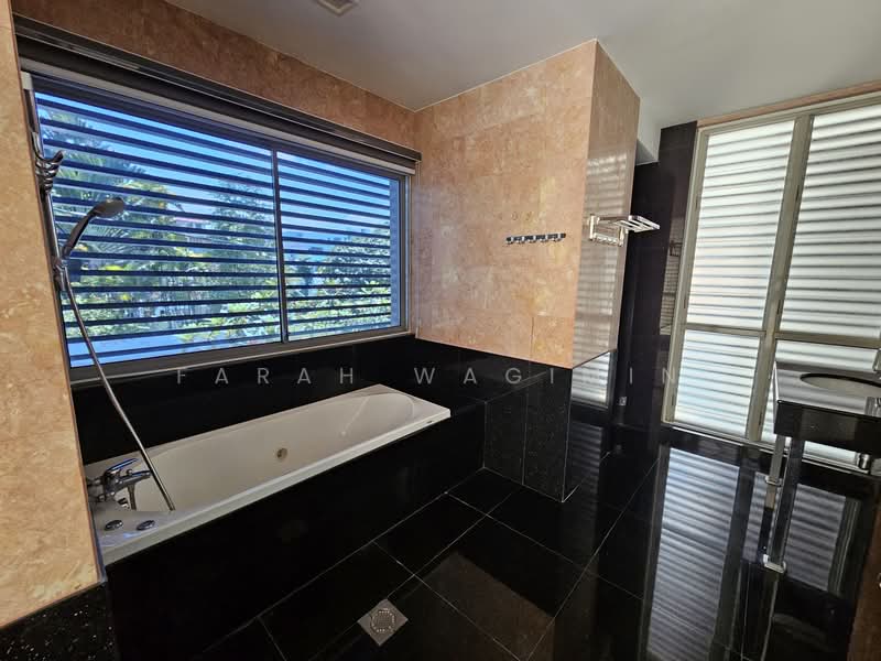 Bungalow for Sale in Bukit Damansara (Damansara Heights) - Farah Wagimin - Bathroom - PropertyGuru.com.my