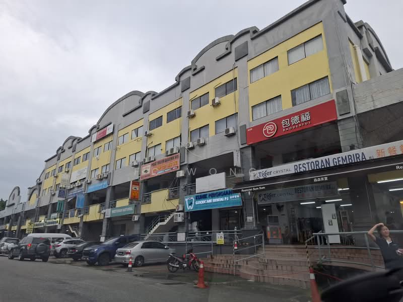 Shop for Rent in SS 26, Taman Mayang Jaya (Petaling Jaya) - FC Wong - Exterior - PropertyGuru.com.my