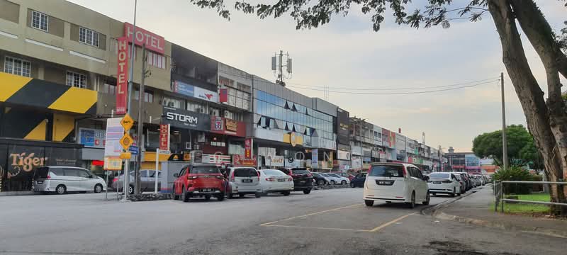 Shop for Rent in Petaling Jaya (Selangor) - FC Wong - Exterior - PropertyGuru.com.my
