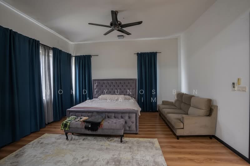 Semi-Detached House for Sale in Rawang (Selangor) - Mohd Yunos Bin A.Karim - Bedroom - PropertyGuru.com.my