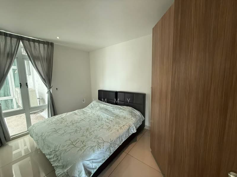 Condominium for Sale at KSL D'Esplanade Residence - Jimmy . - Bedroom - PropertyGuru.com.my