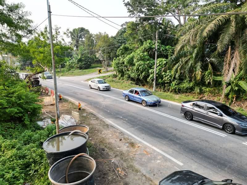 Industrial Land for Rent in Kampung Bahagia (Bangi) - Nadia Jaafar - Exterior - PropertyGuru.com.my