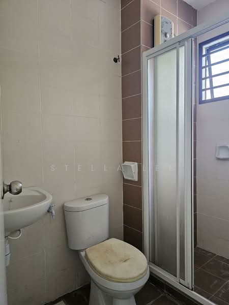 Rumah Bandar untuk Disewa di Bandar Sungai Long (Selangor) - Stella Lee - Bathroom - PropertyGuru.com.my