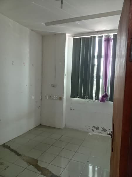 Shop / Office for Rent in Kuching (Sarawak) - Alice Kon - Interior - PropertyGuru.com.my