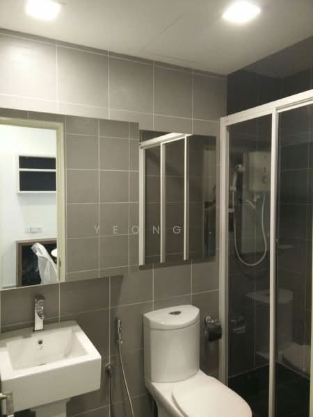 Servis Apartment untuk Dijual di Garden Plaza - Yeong . - Bathroom - PropertyGuru.com.my