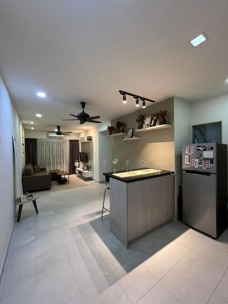 Apartment for Rent at Seri Intan Apartment - Veni Foo Yoke Fuang - Living Room - PropertyGuru.com.my