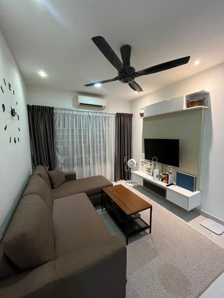 Apartment for Rent at Seri Intan Apartment - Veni Foo Yoke Fuang - Living Room - PropertyGuru.com.my