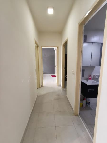 Pangsapuri untuk Disewa di Seri Intan Apartment - Veni Foo Yoke Fuang - Corridor - PropertyGuru.com.my
