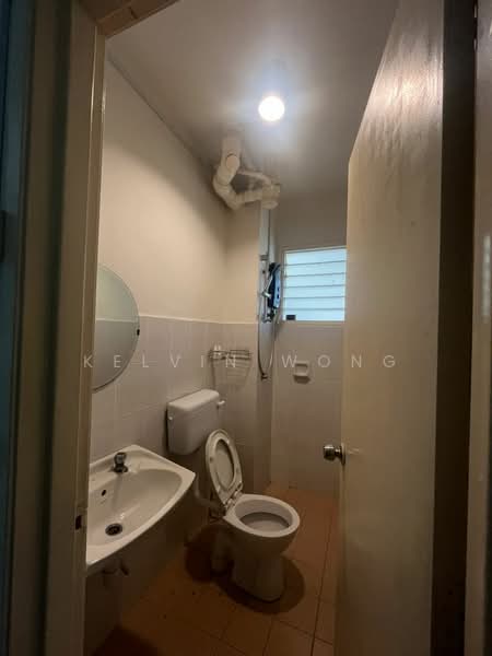 Pangsapuri untuk Disewa di D'Palma - Kelvin Wong - Bathroom - PropertyGuru.com.my