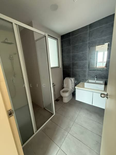 Service Residence for Rent at Impiria Residensi Bukit Tinggi Klang - Alice Wong - Bathroom - PropertyGuru.com.my