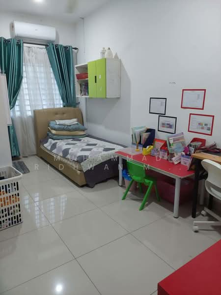 2-storey Terraced House for Sale in Bandar Baru Bangi (Selangor) - Muhammad Ridhwan Mohd Huzairi - Bedroom - PropertyGuru.com.my
