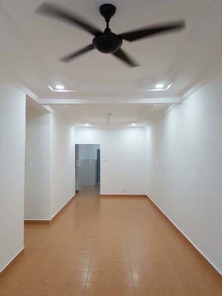 Rumah Teres 1 Tingkat untuk Dijual di Taman Bukit Tiram (Ulu Tiram) - Jit Sin Cheah - Interior - PropertyGuru.com.my