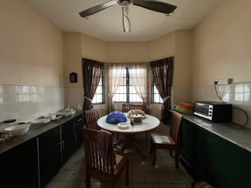 Rumah Berkembar untuk Dijual di Ampang (Selangor) - Jagger Moo - PropertyGuru.com.my