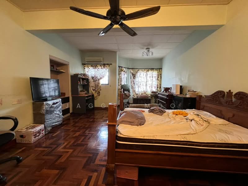 Rumah Berkembar untuk Dijual di Ampang (Selangor) - Jagger Moo - PropertyGuru.com.my