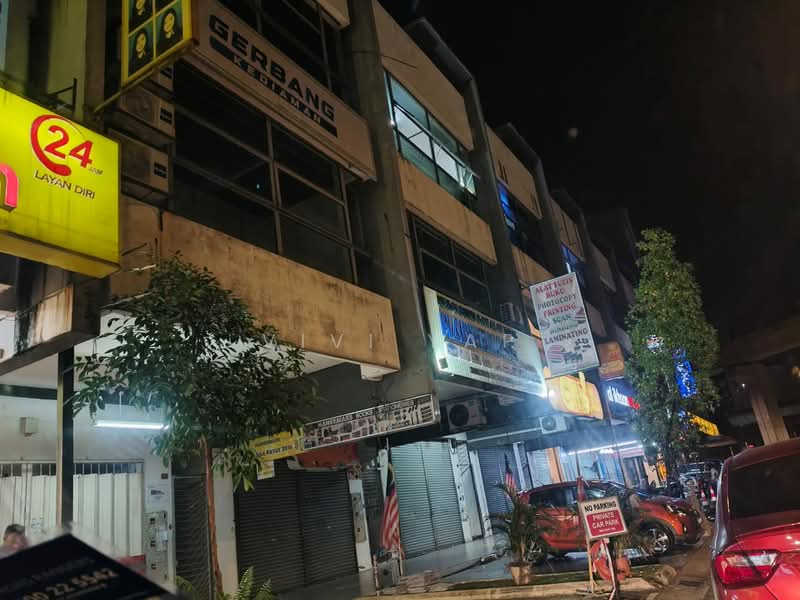 Shop / Office untuk Disewa di Taman Tasik Damai (Sungai Besi) - Vivi Yap - Exterior - PropertyGuru.com.my
