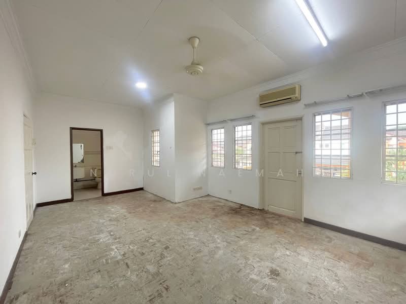2-storey Terraced House for Sale in Subang Jaya (Selangor) - Nurul Naemah - Interior - PropertyGuru.com.my
