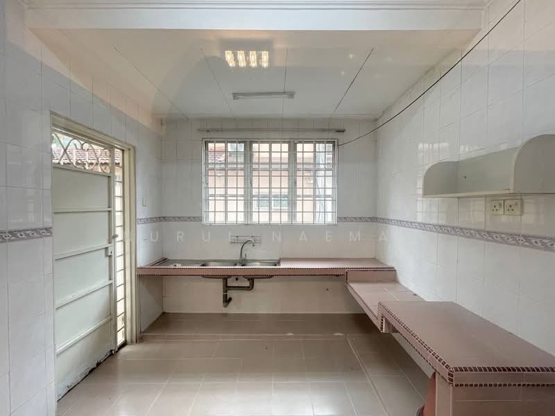 2-storey Terraced House for Sale in Subang Jaya (Selangor) - Nurul Naemah - Kitchen - PropertyGuru.com.my