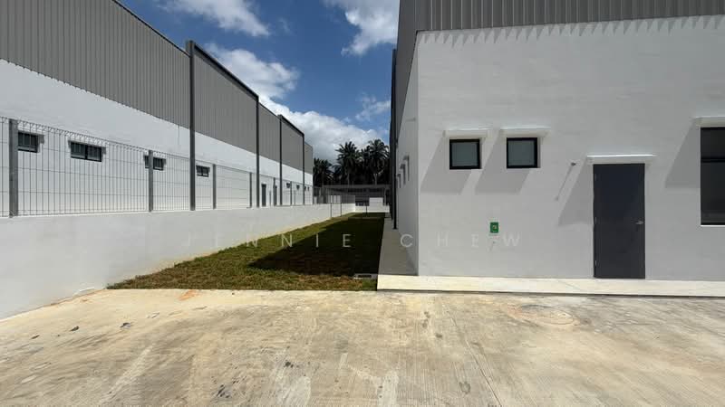 Kilang untuk Disewa di Eco Business Park 1 (Johor Bahru) - Jennie Chew - Exterior - PropertyGuru.com.my