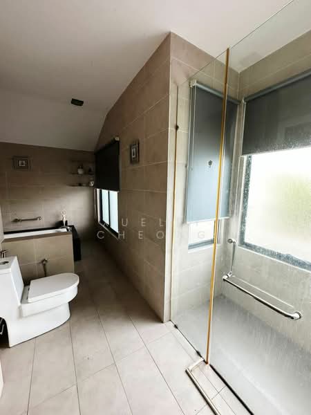 Rumah Berkembar untuk Disewa di East Ledang (Iskandar Puteri (Nusajaya)) - Xuelly Cheong - Bathroom - PropertyGuru.com.my