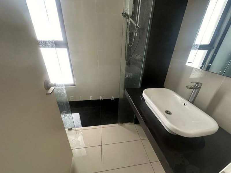 Pangsapuri untuk Disewa di Eco Nest @ Eco Botanic - Elena Lye - Bathroom - PropertyGuru.com.my