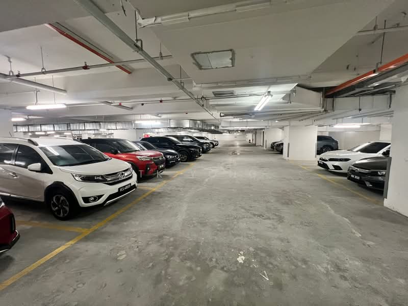 Pejabat untuk Disewa di SS8 (Petaling Jaya) - TK Yong - Car Park - PropertyGuru.com.my