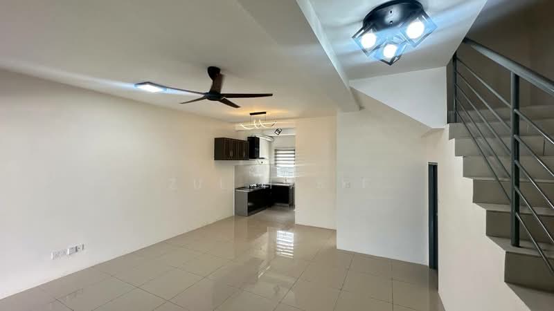 2-storey Terraced House for Sale in Dengkil (Selangor) - Zul Hasif - Living Room - PropertyGuru.com.my